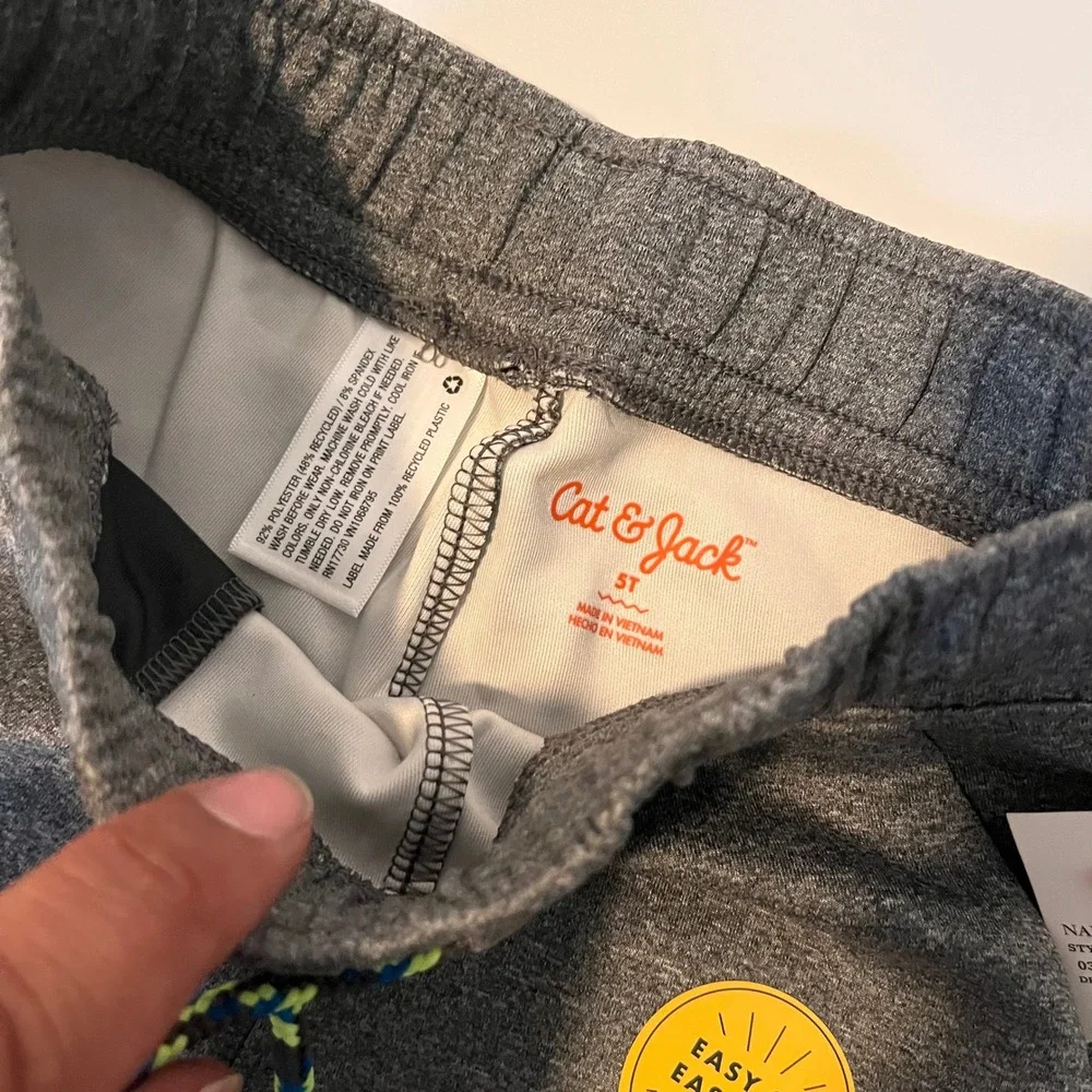 Cat & Jack Boys Charcoal Heather Jogger Pants 5T Easy On Flexible Drawstring